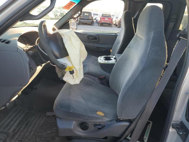 Photo 7 from auction – 2000 FORD F150 with VIN 1FTRX17W4YKB41883