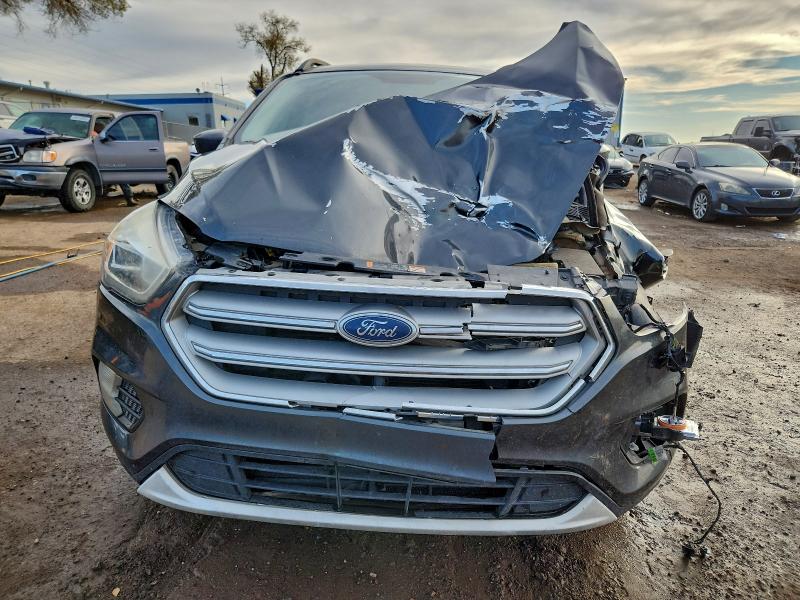 Photo 5 from auction – 2019 FORD ESCAPE with VIN 1FMCU9HD2KUB82529