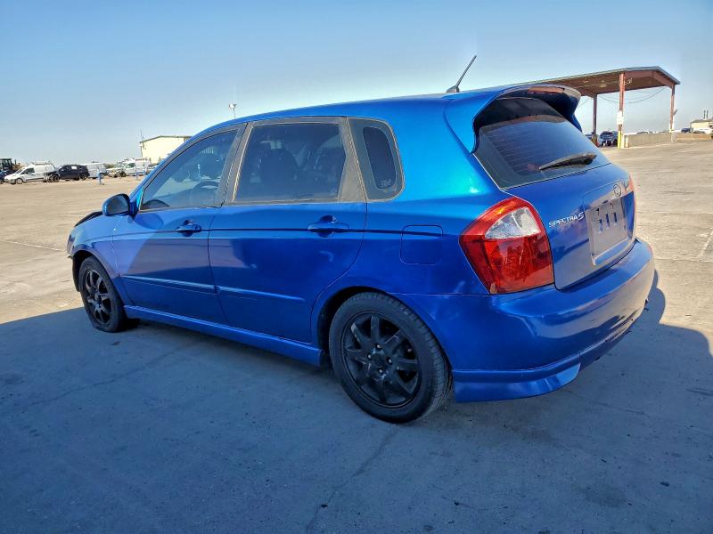 Foto 2 de la subasta – 2006 KIA SPECTRA5 con VIN KNAFE162565334964