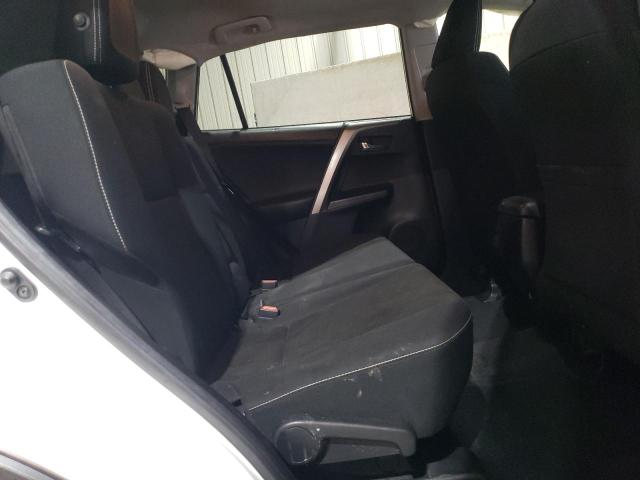 Photo 11 from auction – 2017 TOYOTA RAV4 XLE with VIN JTMRFREV8HD208842