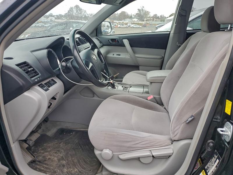 Photo 7 from auction – 2010 TOYOTA HIGHLANDER with VIN JTEBK3EH2A2154729