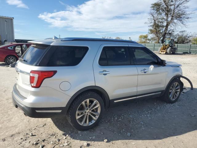 Photo 3 from auction – 2018 FORD EXPLORER L with VIN 1FM5K7FH4JGC83397