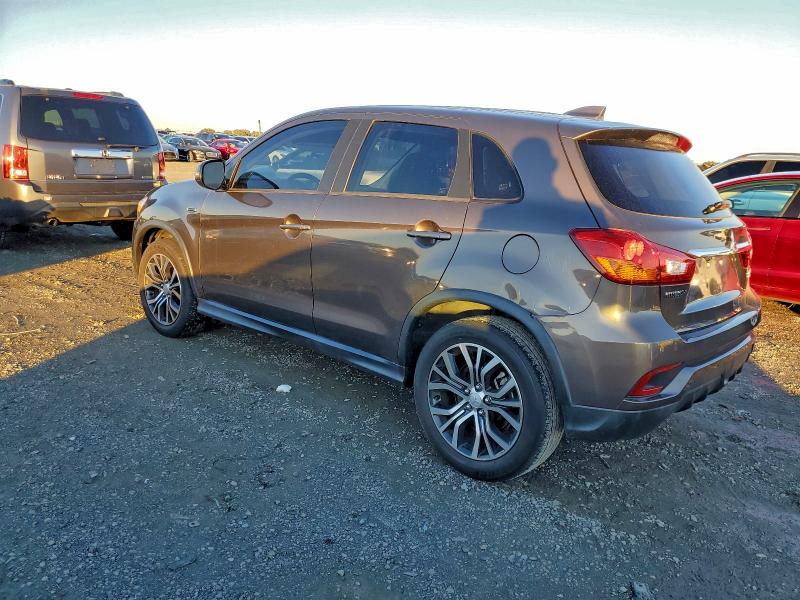 Photo 2 from auction – 2018 MITSUBISHI OUTLANDER with VIN JA4AR3AU8JU018182