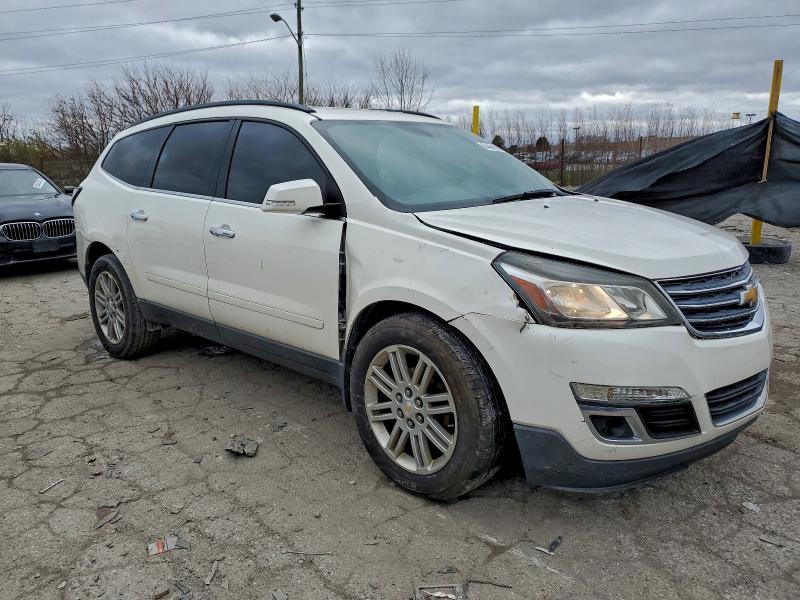 Photo 4 from auction – 2015 CHEVROLET TRAVERSE L with VIN 1GNKRGKD3FJ265822