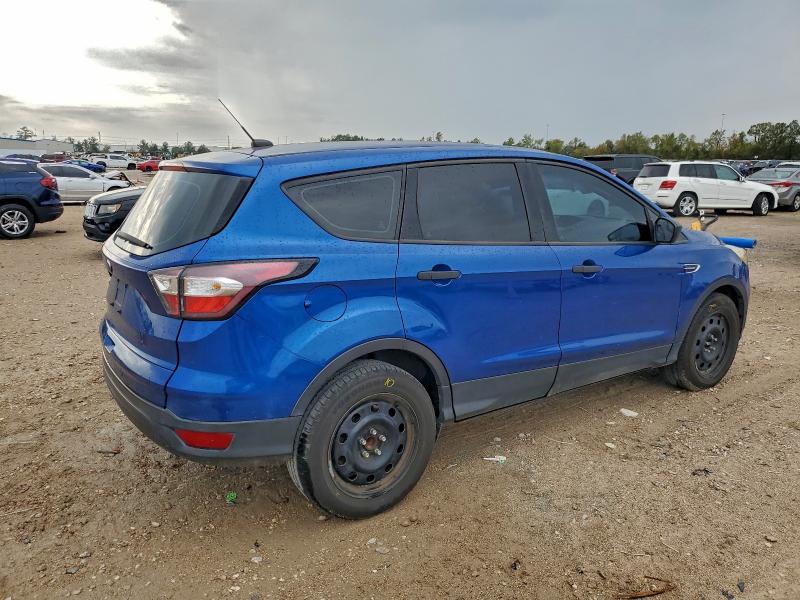 Photo 3 from auction – 2017 FORD ESCAPE S with VIN 1FMCU0F72HUA94050