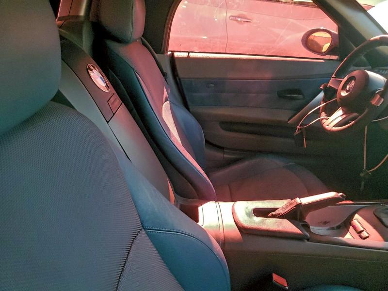 Снимка 10 от търг – 2003 BMW Z4 2.5 с VIN 4USBT33463LS47939