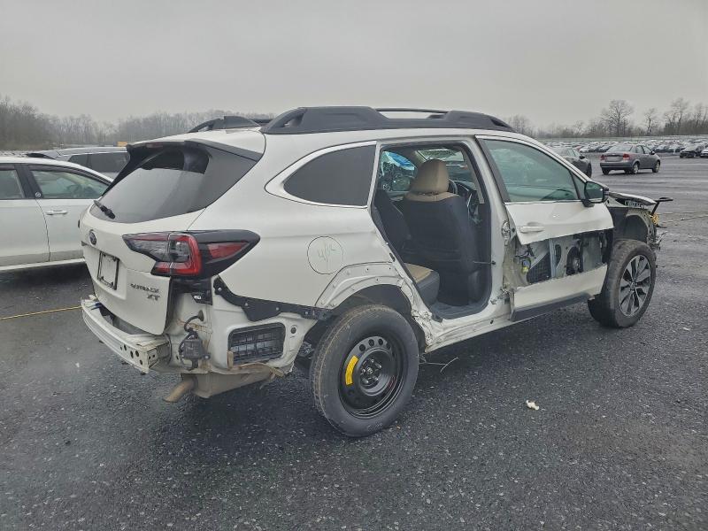 Photo 3 from auction – 2023 SUBARU OUTBACK LI with VIN 4S4BTGND3P3174072