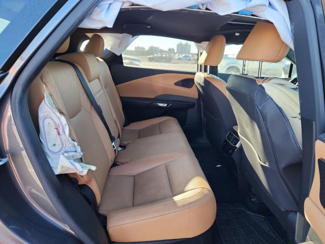Photo 11 from auction – 2024 LEXUS RX 350 PRE with VIN JTJCHMAAXR2014040