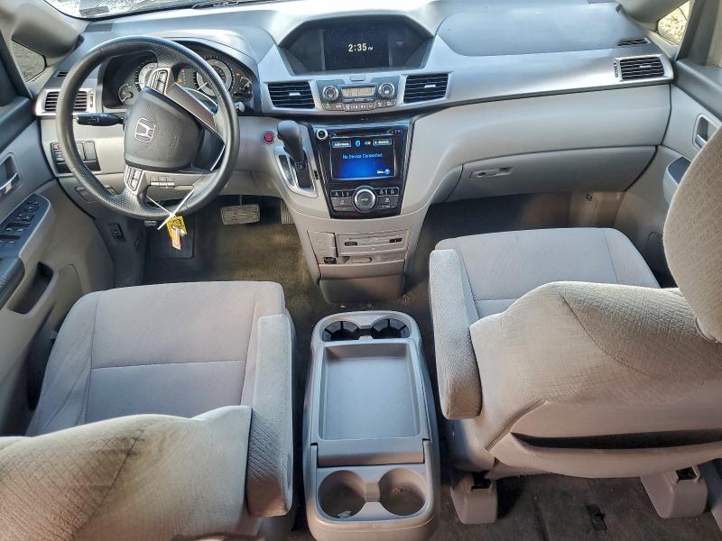 Photo 8 from auction – 2016 HONDA ODYSSEY SE with VIN 5FNRL5H33GB006753