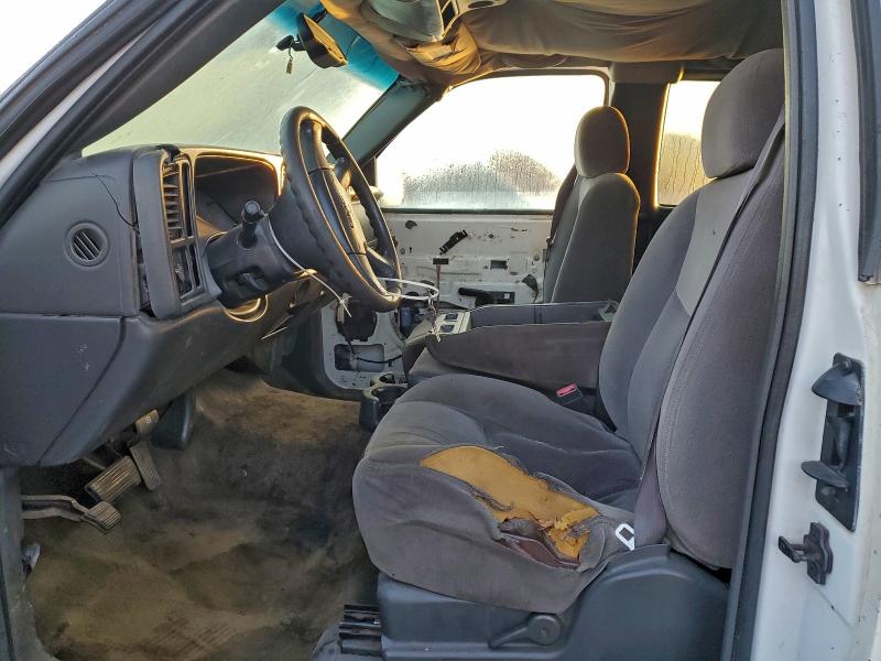 Photo 7 from auction – 2004 GMC SIERRA with VIN 2GTEC19V241124329