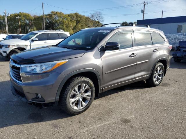 TOYOTA HIGHLANDER 2015 with VIN 5TDJKRFH4FS197258 - Photo from auction