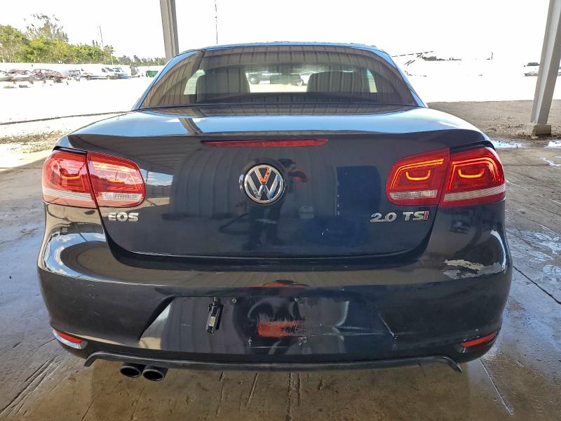 Photo 6 from auction – 2015 VOLKSWAGEN EOS LUX with VIN WVWFW8AH3FV005409