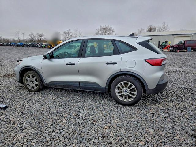 Photo 2 from auction – 2020 FORD ESCAPE S with VIN 1FMCU0F6XLUA25722