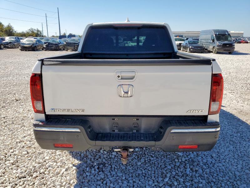 Photo 6 from auction – 2017 HONDA RIDGELINE with VIN 5FPYK3F71HB033239