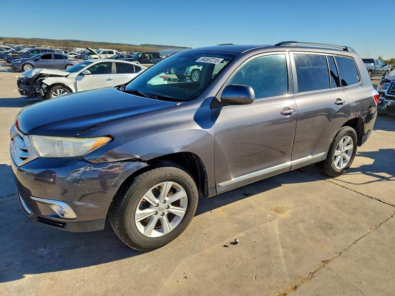TOYOTA HIGHLANDER 2013 with VIN 5TDZA3EH3DS037406 - Photo from auction