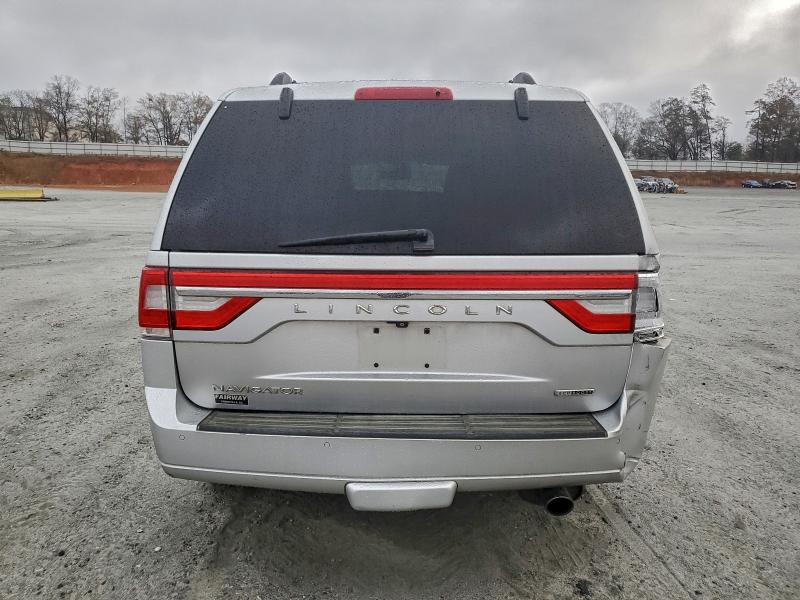 Photo 6 from auction – 2015 LINCOLN NAVIGATOR with VIN 5LMJJ2JT2FEJ07996