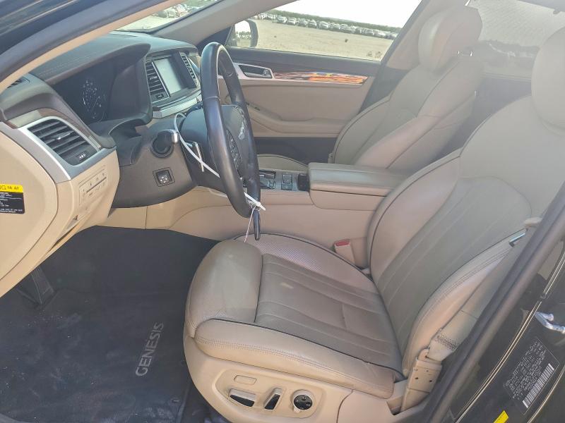 Photo 7 from auction – 2015 HYUNDAI GENESIS with VIN KMHGN4JE2FU032818
