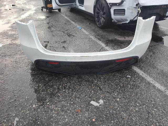 Photo 13 from auction – 2022 TESLA MODEL Y with VIN 7SAYGDEF6NF383523