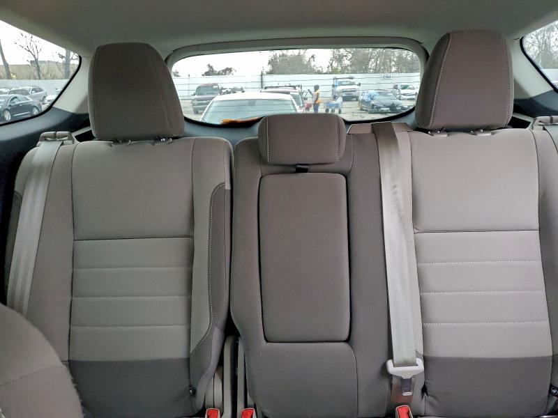 Photo 10 from auction – 2014 FORD ESCAPE SE with VIN 1FMCU9GX8EUE36437