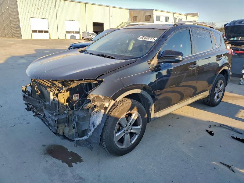 TOYOTA RAV4 XLE 2015 with VIN 2T3WFREV2FW147751 - Photo from auction