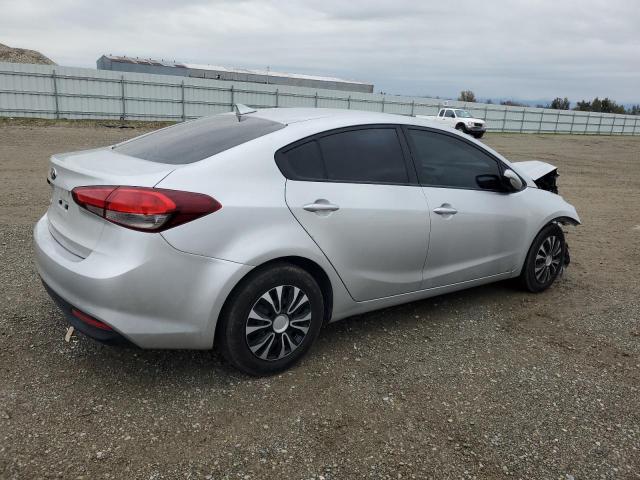 Photo 3 from auction – 2017 KIA FORTE LX with VIN 3KPFK4A71HE006576