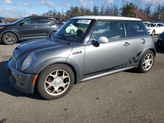 MINI COOPER S 2005 with VIN WMWRE33585TG98221 - Photo from auction