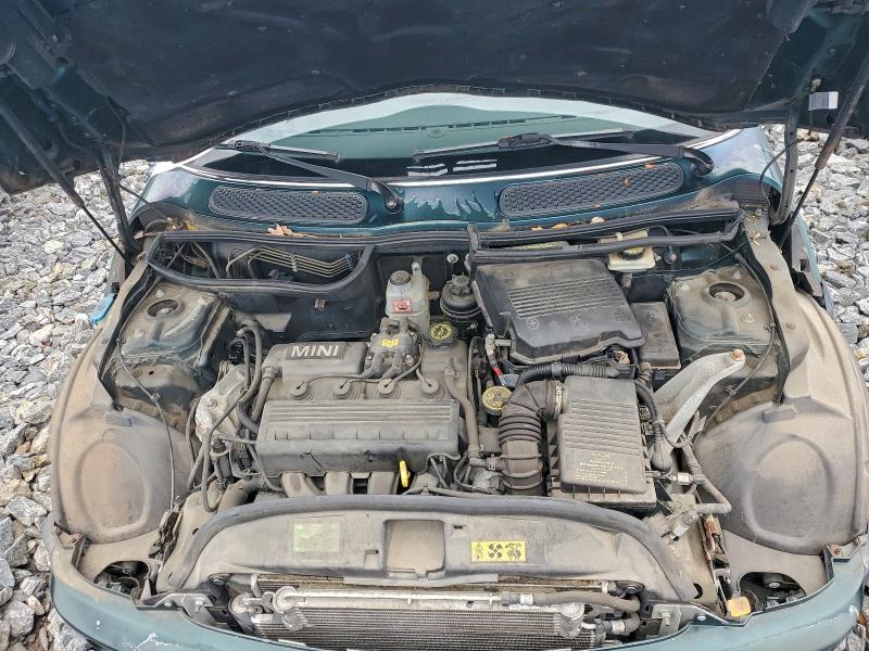 Photo 11 from auction – 2006 MINI COOPER with VIN WMWRC335X6TJ74752