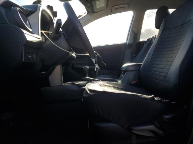 Photo 7 from auction – 2017 TOYOTA RAV4 LE with VIN 2T3BFREV3HW660752