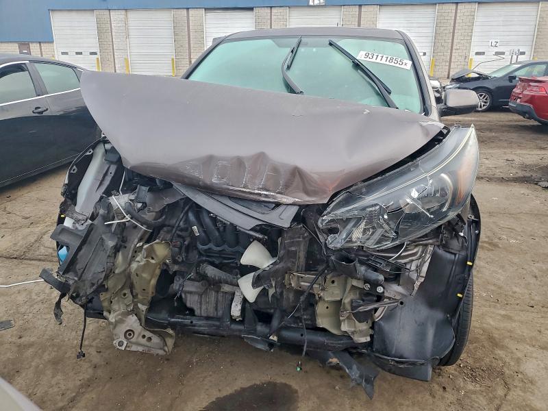 Photo 5 from auction – 2014 HONDA CR-V EX with VIN 2HKRM3H55EH520413