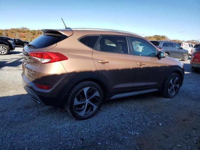 Photo 3 from auction – 2017 HYUNDAI TUCSON LIM with VIN KM8J33A22HU456322