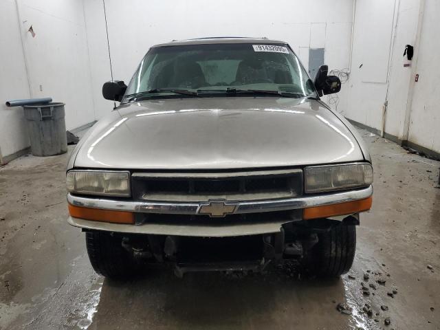 Фото 5 с аукциона – 2001 CHEVROLET BLAZER с VIN 1GNCS13W012192515