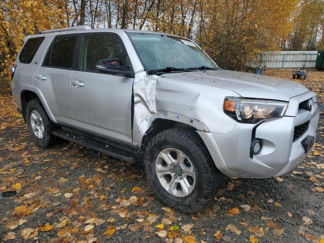 Photo 4 from auction – 2017 TOYOTA 4RUNNER SR with VIN JTEBU5JR0H5449891