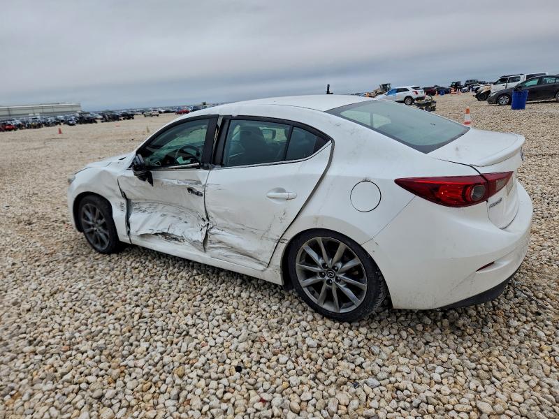 Photo 2 from auction – 2018 MAZDA 3 with VIN 3MZBN1V31JM203185