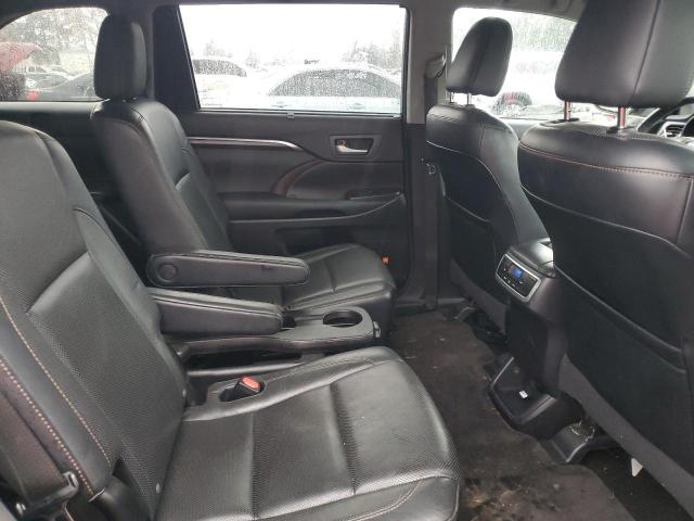 Photo 11 from auction – 2015 TOYOTA HIGHLANDER with VIN 5TDDCRFH7FS007611