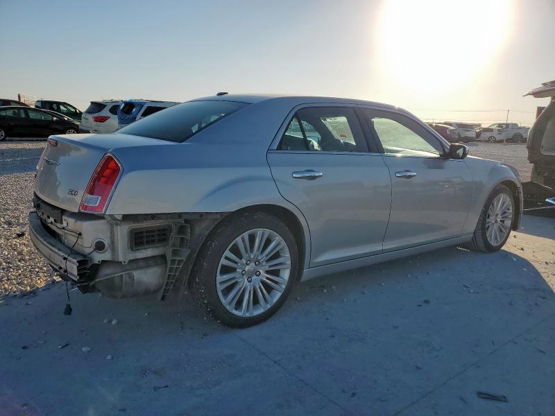 Photo 3 from auction – 2012 CHRYSLER 300 LIMITE with VIN 2C3CCACG2CH246071