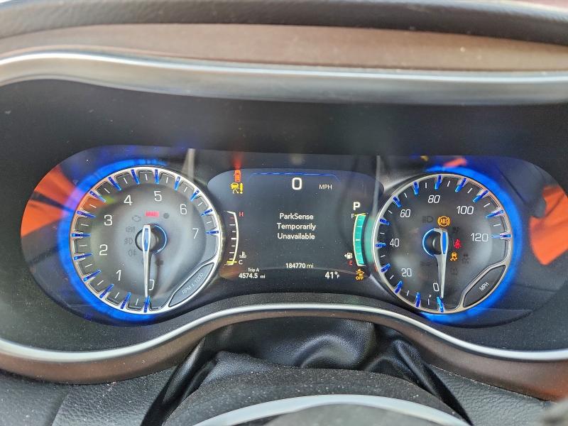 Zdjęcie 9 z aukcji – 2018 CHRYSLER PACIFICA T z VIN 2C4RC1EG6JR121942
