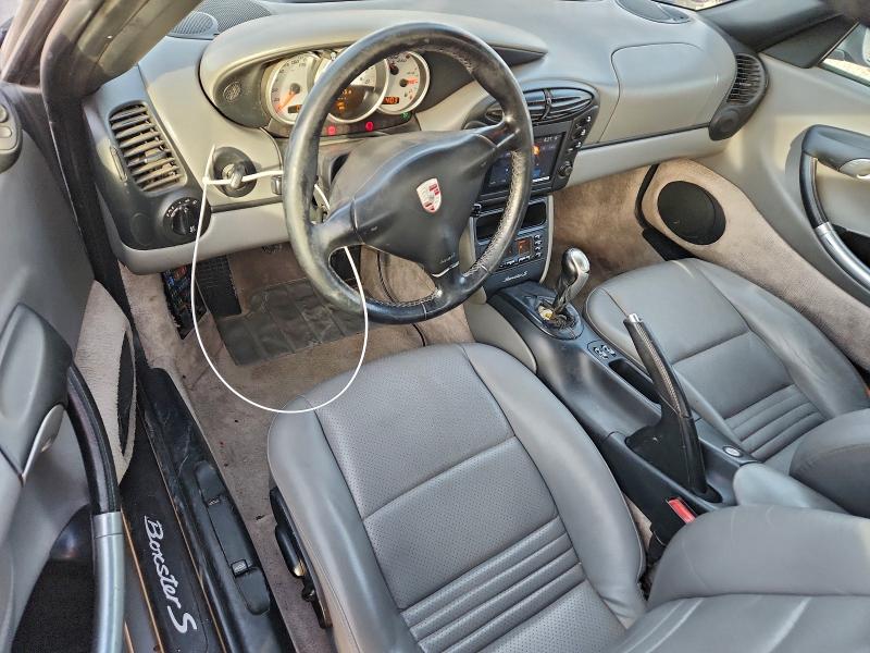 Photo 8 from auction – 2001 PORSCHE BOXSTER S with VIN WP0CB29881U663130
