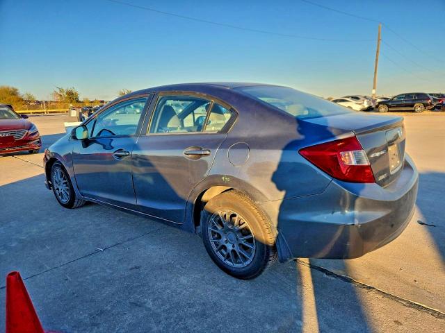 Photo 2 from auction – 2012 HONDA CIVIC with VIN 2HGFB2F51CH570352