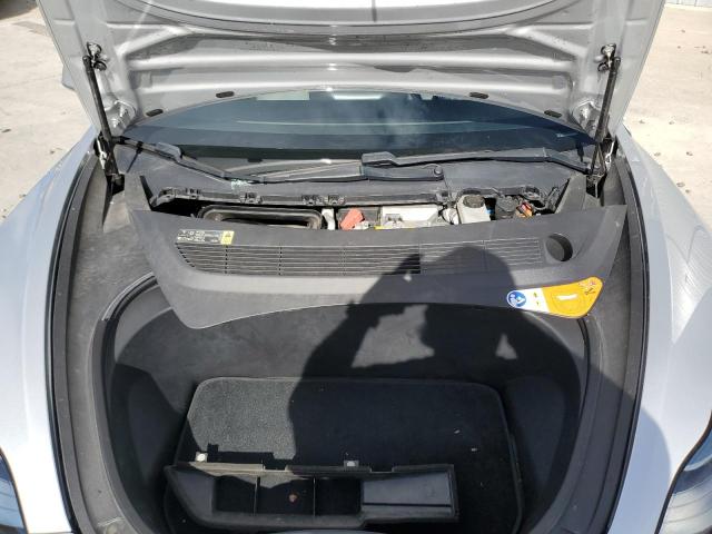 Photo 11 from auction – 2018 TESLA MODEL 3 with VIN 5YJ3E1EA8JF010381