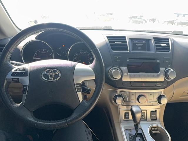 Photo 9 from auction – 2012 TOYOTA HIGHLANDER with VIN 5TDZK3EH0CS086445