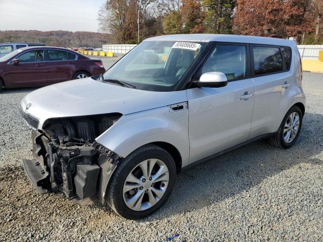 KIA SOUL + 2015 with VIN KNDJP3A58F7788117 - Photo from auction