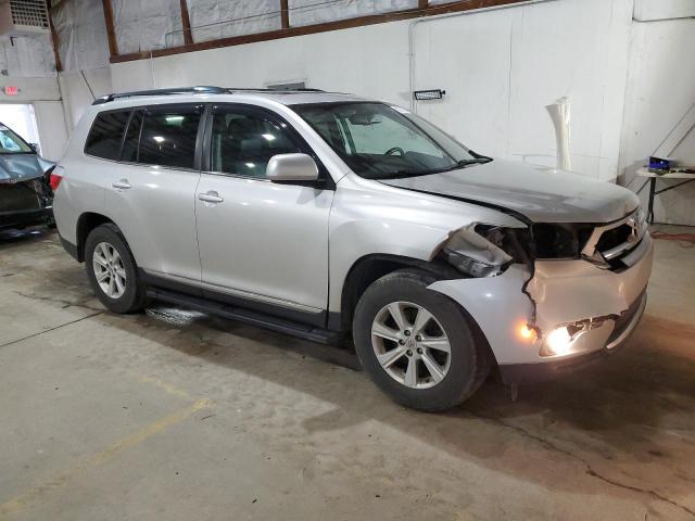 Photo 4 from auction – 2012 TOYOTA HIGHLANDER with VIN 5TDBK3EH6CS114475