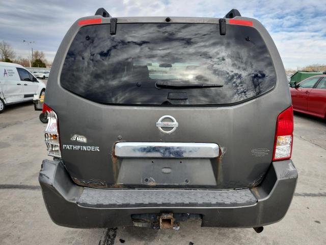 Photo 6 from auction – 2005 NISSAN PATHFINDER with VIN 5N1AR18W75C743880