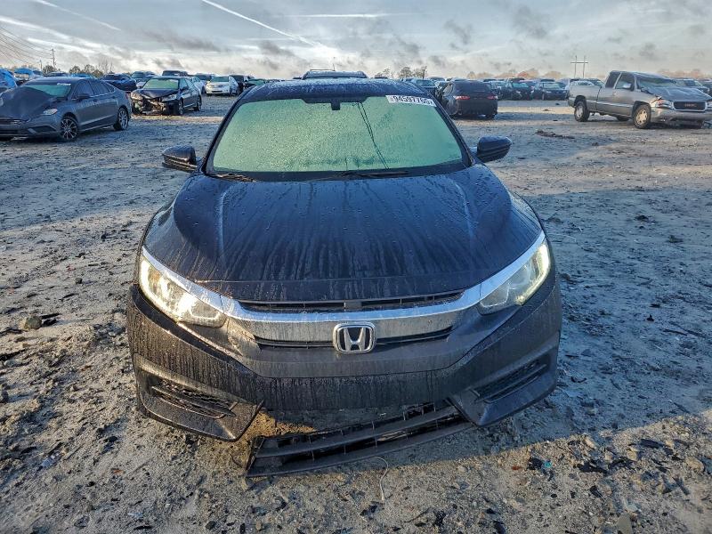 Photo 5 from auction – 2018 HONDA CIVIC EX with VIN 2HGFC2F79JH575164