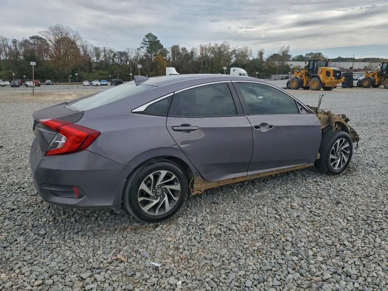 Фото 3 с аукциона – 2017 HONDA CIVIC EX с VIN 19XFC2F74HE038898
