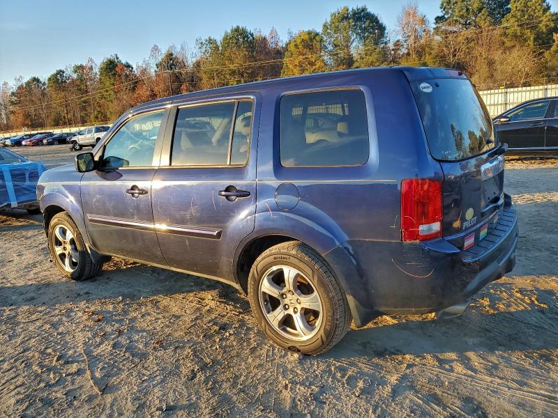 Foto 2 de la subasta – 2015 HONDA PILOT EXL con VIN 5FNYF3H50FB028989