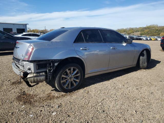 Photo 3 from auction – 2014 CHRYSLER 300 S with VIN 2C3CCAGG4EH286858