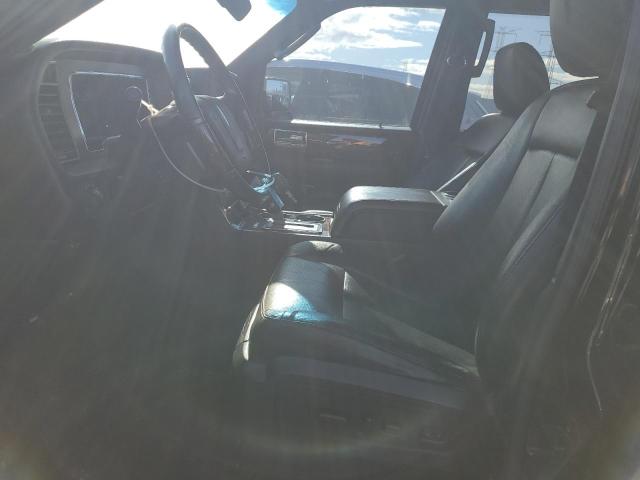 Photo 7 from auction – 2014 LINCOLN NAVIGATOR with VIN 5LMJJ3J54EEL07977