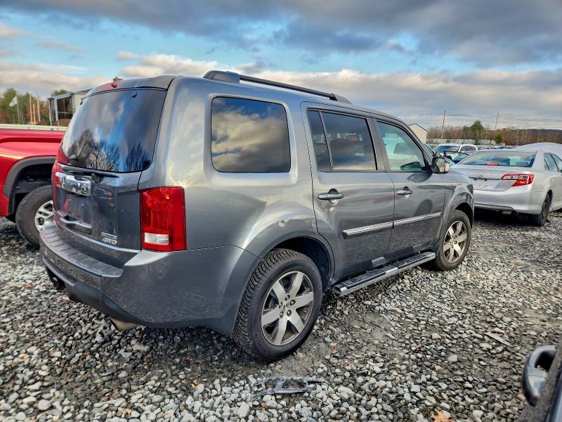 Photo 3 from auction – 2012 HONDA PILOT TOUR with VIN 5FNYF4H95CB009911