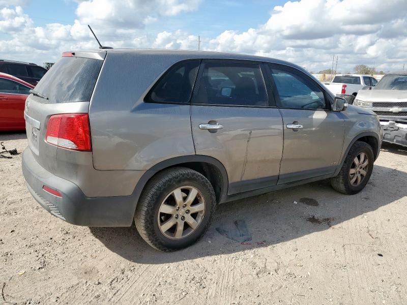 Photo 3 from auction – 2011 KIA SORENTO BA with VIN 5XYKTCA13BG029630
